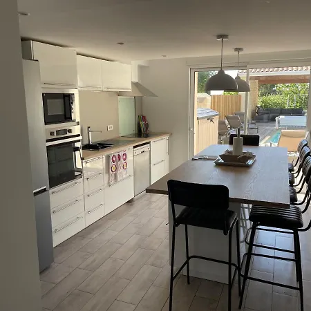 La Villageoise Holiday home Montagne (Gironde)